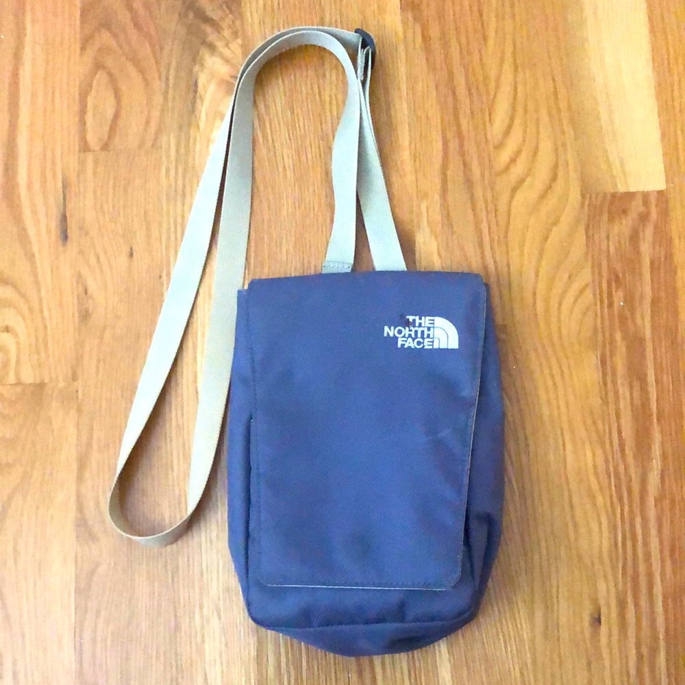 North face cross body bag